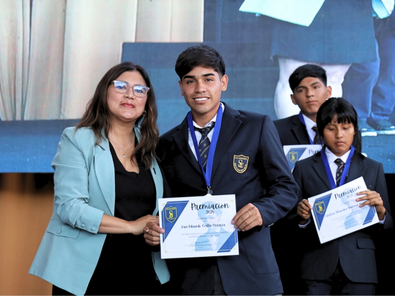 Reconociendo el esfuerzo: Premiación 2025